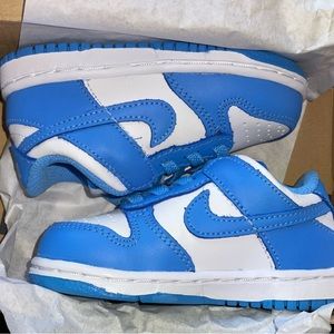 Nike Dunk low top NEVER WORN Style CW1589-103 Colorway WHITE UNIVERSITY BLUE